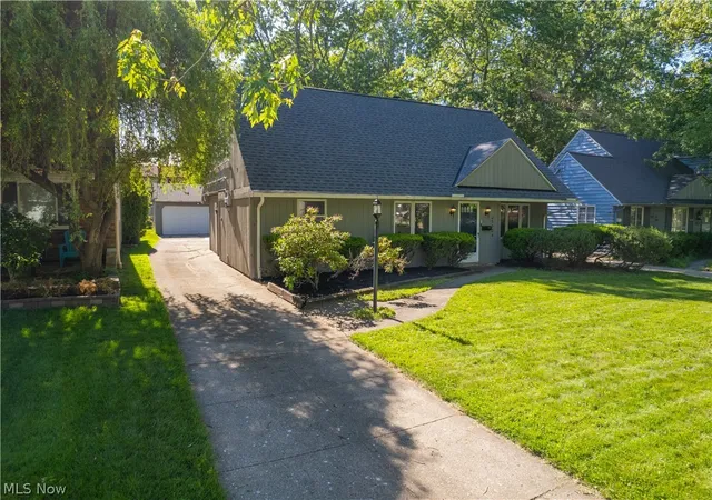 Photo 2 of Single family home for sale at 25524 Chatworth, Euclid, OH 44117 | MLS# 5219214 | Listing updated on 2026-09-28