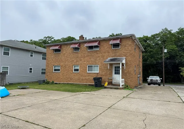 16th image of 508 & 510 N Hawkins Ave, Akron, OH 44313 | MLS# 5221381