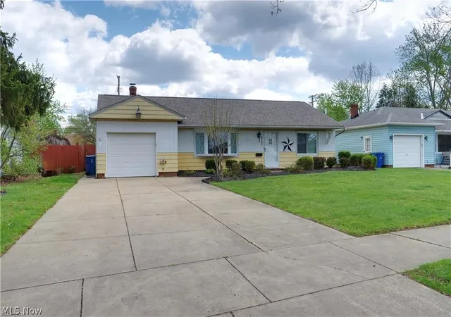 1st image of 6751 Oakwood Rd, Cleveland, OH 44130 | MLS# 5221440
