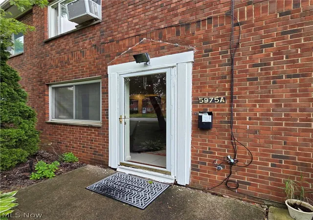 Photo 2 of Townhouse for sale at 5975 Glenway Dr #A, Brook Park, OH 44142 | MLS# 5213046 | Listing updated on 2026-08-26