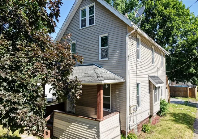 3rd image of 1245 Childs Ave, Akron, OH 44314 | MLS# 5216005