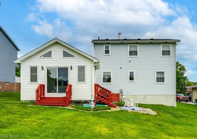 Homes for sale in Parma, OH | 4124 Coral Gables Dr, Parma, OH 44134 | MLS# 5220479