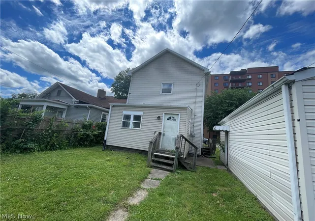 Homes for sale in Steubenville, OH | 810 N 6th Ave, Steubenville, OH 43952 | MLS# 5221538