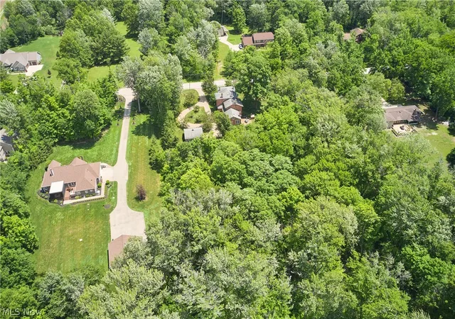 4th image of 5046 Alger Rd, Richfield, OH 44286 | MLS# 5219132