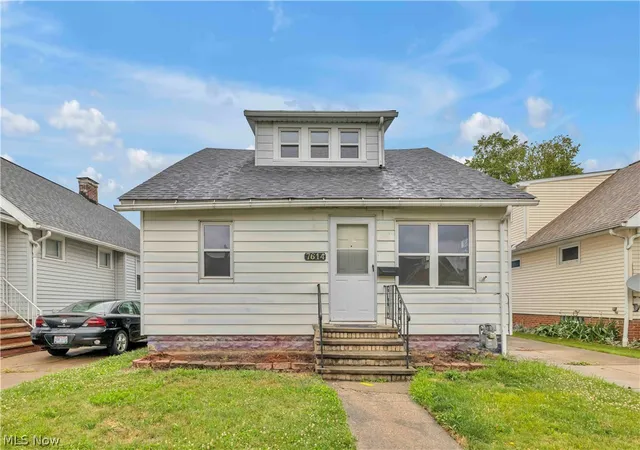 Homes for sale in Parma, OH | 7614 Spring Garden Rd, Parma, OH 44129 | MLS# 5221368