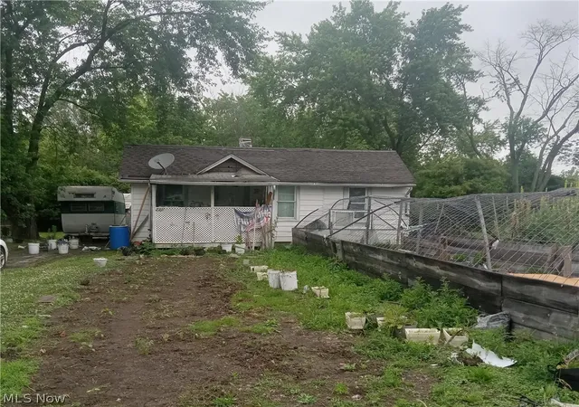 1st image of 731 16th St, Elyria, OH 44035 | MLS# 5221581