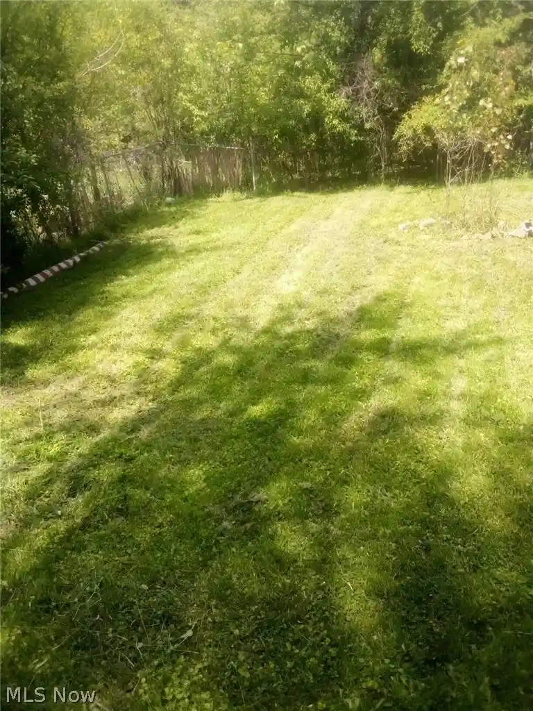 Photo 1 of Single family home for sale at 731 16th Street, Elyria, OH 44035 | MLS# 5221581 | Listing updated on 2026-10-13