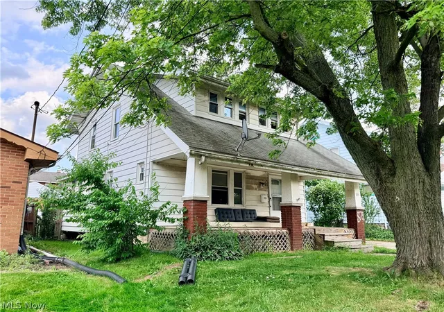 2nd image of 873 Gorge Blvd, Akron, OH 44310 | MLS# 5221523