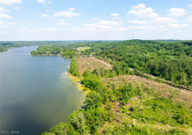 Homes for sale in Sherrodsville, OH | Lodge Rd, Sherrodsville, OH 44675 | MLS# 5221475