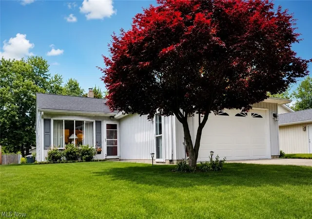 Homes for sale in Eastlake, OH | 46 E Shore Blvd, Eastlake, OH 44095 | MLS# 5221432