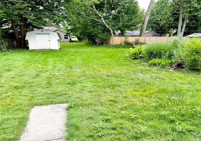 Homes for sale in Eastlake, OH | 46 E Shore Blvd, Eastlake, OH 44095 | MLS# 5221432