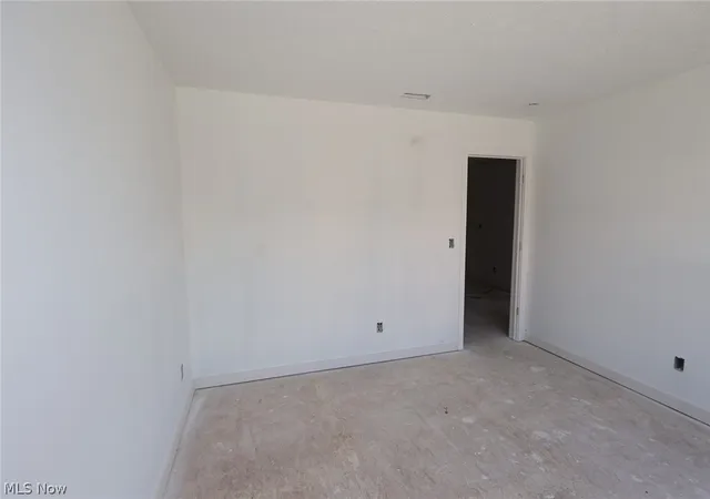 4th image of 5093 Shepherds Glen, Willoughby, OH 44094 | MLS# 5221629