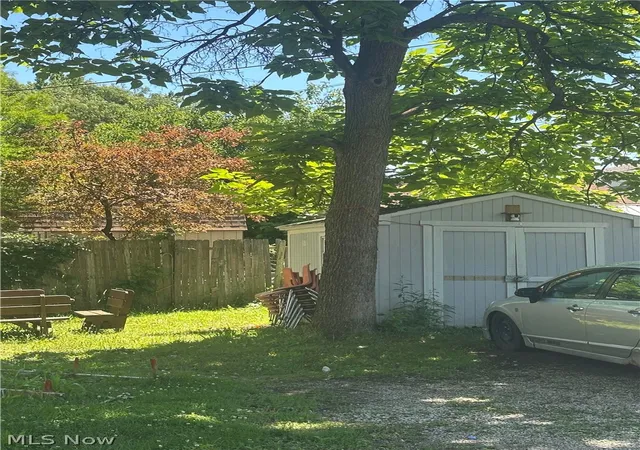 Photo 4 of Single family home for sale at 3015 Saratoga Ave, Cleveland, OH 44109 | MLS# 5221354 | Listing updated on 2026-08-18