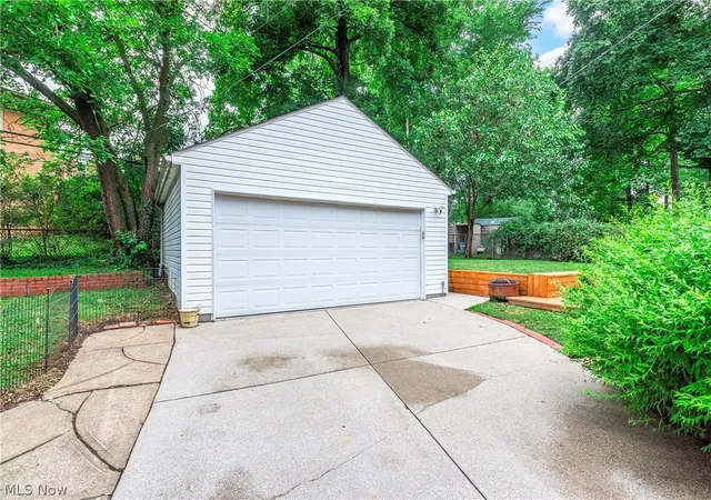 48th image of 4025 Meadowbrook Blvd, University Heights, OH 44118 | MLS# 5221340