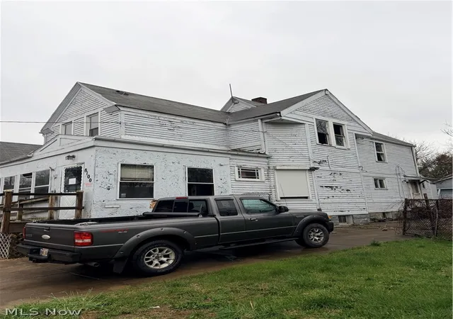 Photo 2 of Sale Pending at 8100 Simon Ave, Cleveland, OH 44103 | MLS# 5221402 | Listing updated on 2026-07-28