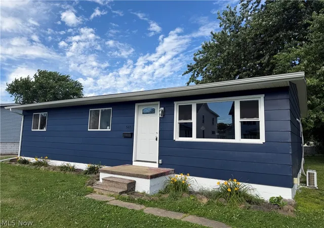 Photo 2 of Single family home for sale at 567 Chestnut St, Newcomerstown, OH 43832 | MLS# 5221682 | Listing updated on 2026-10-03