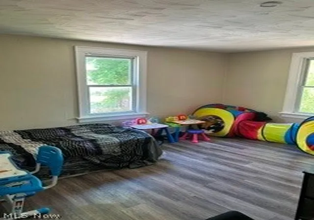 Photo 3 of Single family home for sale at 1113 Santee Ave, Akron, OH 44306 | MLS# 5221716 | Listing updated on 2026-09-18