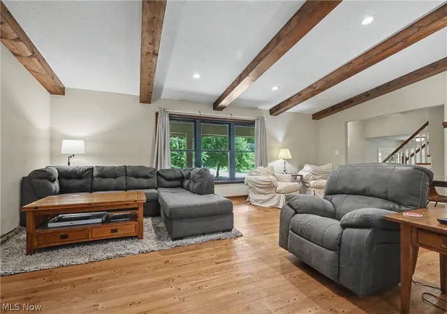 3rd image of 379 Nob Hill Dr, Akron, OH 44303 | MLS# 5206995