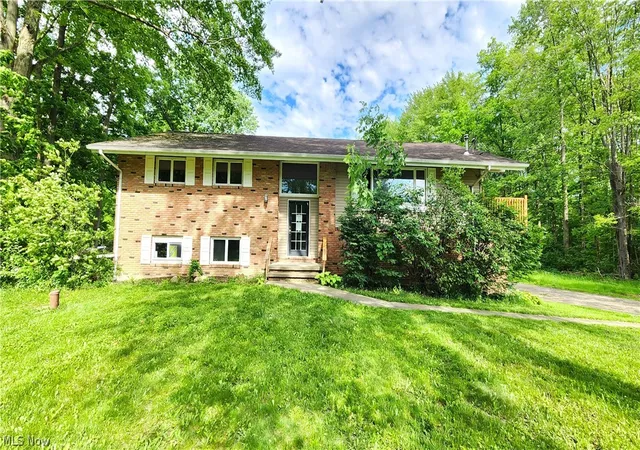 Photo 1 of Single family home for sale at 17866 Leggett Rd, Montville, OH 44064 | MLS# 5216610 | Listing updated on 2026-07-13