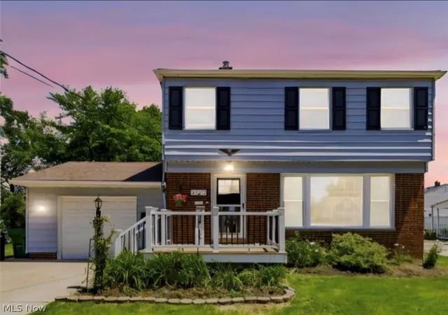 Homes for sale in Willowick, OH | 423 E 305th St, Willowick, OH 44095 | MLS# 5221714