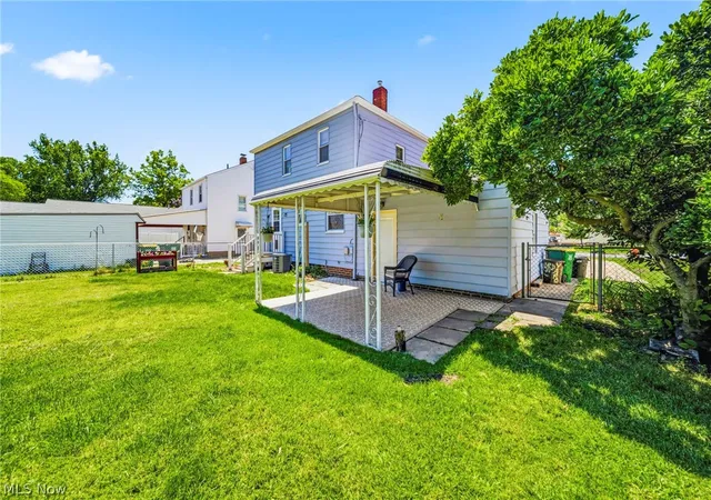 Homes for sale in Willowick, OH | 423 E 305Th St, Willowick, OH 44095 | MLS# 5221714