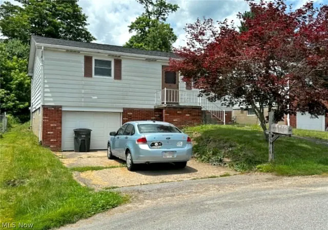 Homes for sale in Steubenville, OH | 205 Canterbury Blvd, Steubenville, OH 43952 | MLS# 5221760