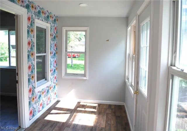 Homes for sale in Amherst, OH | 320 Broadway St, Amherst, OH 44001 | MLS# 5217686