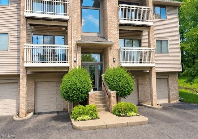 1st image of 3800 Rosemont Blvd #117B, Fairlawn, OH 44333 | MLS# 5221260