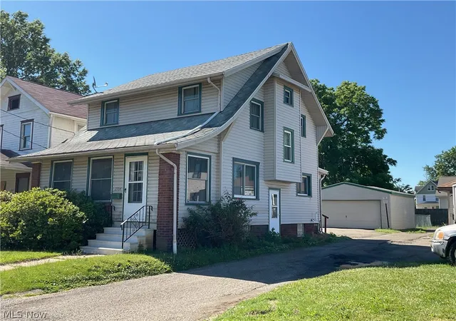 Homes for sale in Canton, OH | 2704 8Th St Nw, Canton, OH 44708 | MLS# 5218131