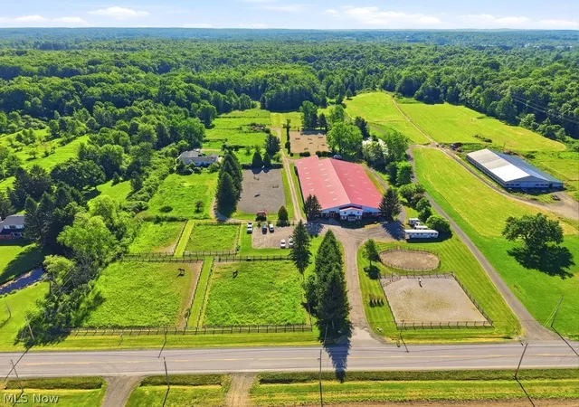2nd image of 14535 Sperry Rd, Newbury, OH 44065 | MLS# 5221168