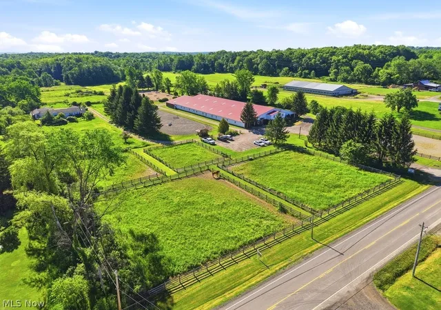 5th image of 14535 Sperry Rd, Newbury, OH 44065 | MLS# 5221168