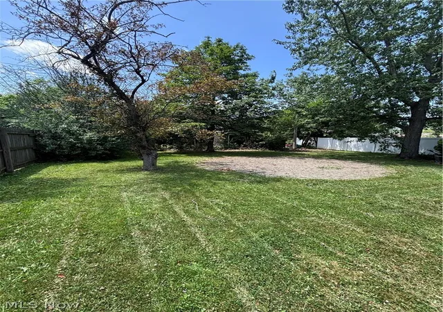 Homes for sale in South Euclid, OH | 4068 Lambert Rd, South Euclid, OH 44121 | MLS# 5220131