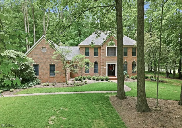 Photo 1 of Single family home for sale at 1881 Quaker Ln, Salem, OH 44460 | MLS# 5219381 | Listing updated on 2026-08-10