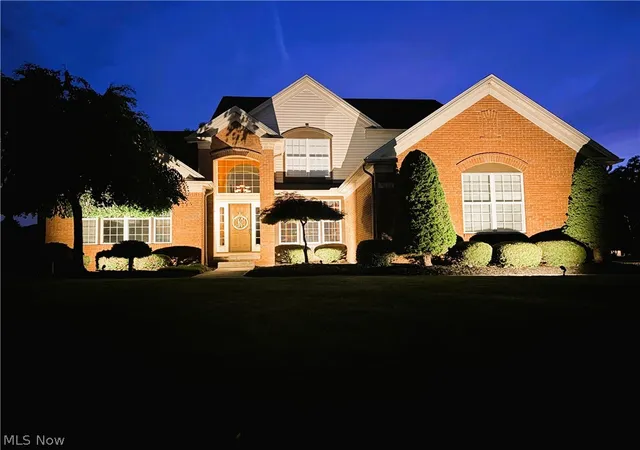 Homes for sale in Avon, OH | 3676 Truxton Pl, Avon, OH 44011 | MLS# 5221138