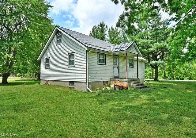 2nd image of 3521 Goldner Ln Sw, Warren, OH 44481 | MLS# 5220576