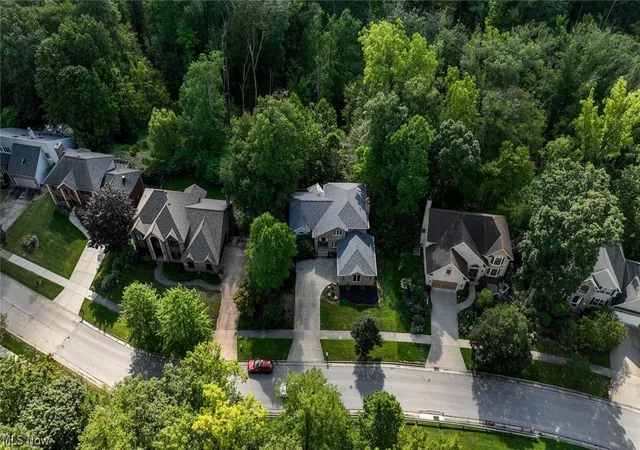 Homes for sale in Brecksville, OH | 8465 Settlers Passage, Brecksville, OH 44141 | MLS# 5221869
