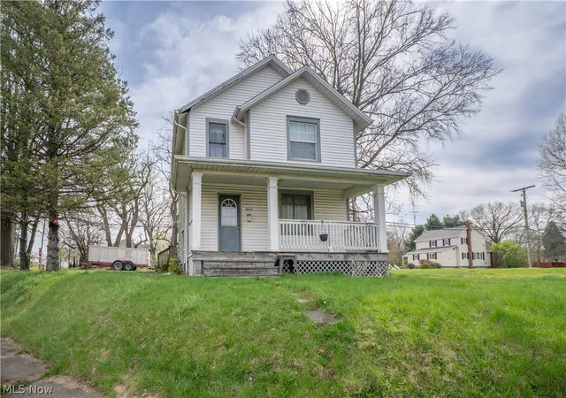 Homes for sale in Alliance, OH | 1033 Walnut Ave, Alliance, OH 44601 | MLS# 5221931