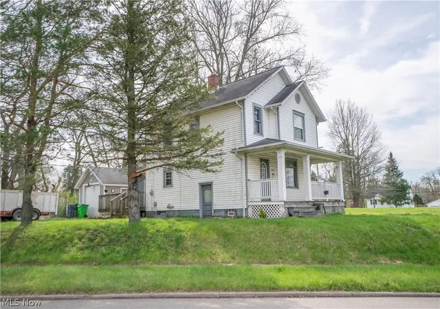 Homes for sale in Alliance, OH | 1033 Walnut Ave, Alliance, OH 44601 | MLS# 5221931
