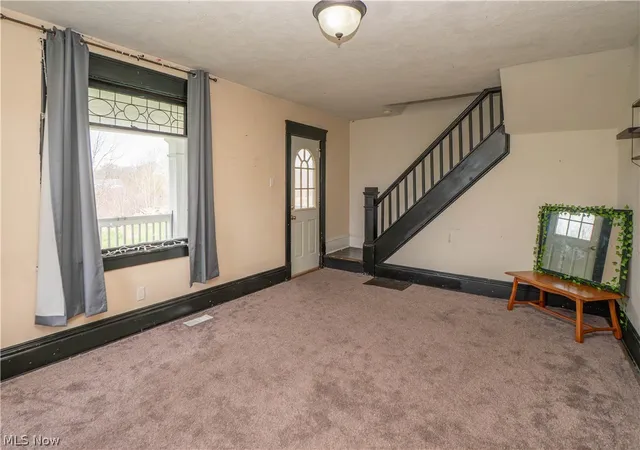 Homes for sale in Alliance, OH | 1033 Walnut Ave, Alliance, OH 44601 | MLS# 5221931