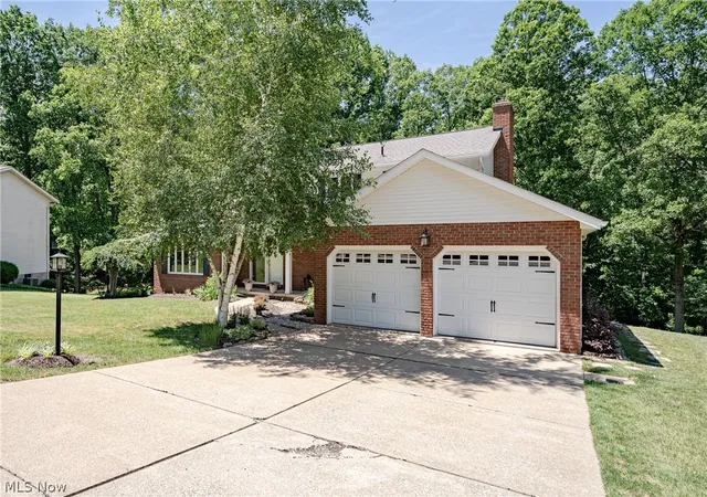 3rd image of 8515 Scenicridge Ave Nw, Clinton, OH 44216 | MLS# 5221049