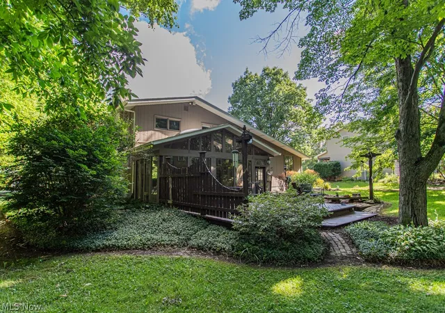 4th image of 9628 Cain Dr Ne, Warren, OH 44484 | MLS# 5221439