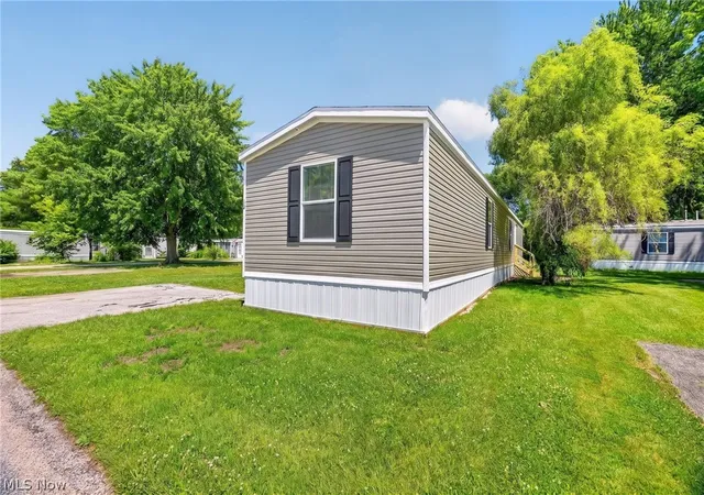 4th image of 3583 Austin #12, Geneva, OH 44041 | MLS# 5208286