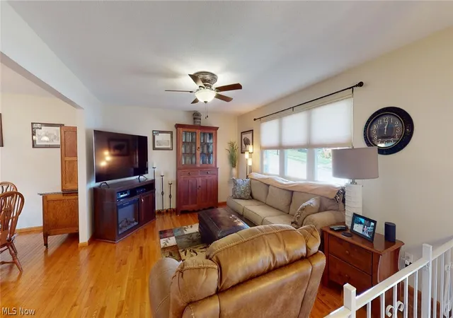 Homes for sale in Parkersburg, WV | 2605 David Lee Dr, Parkersburg, WV 26101 | MLS# 5221992