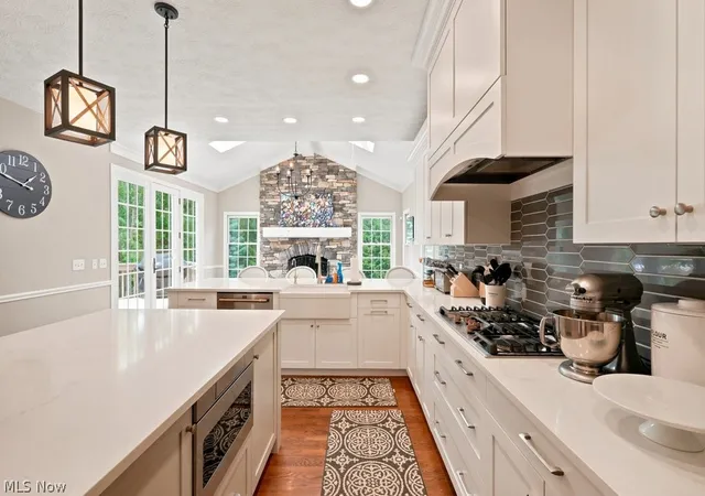 5th image of 8320 Woodberry Blvd, Chagrin Falls, OH 44023 | MLS# 5221733