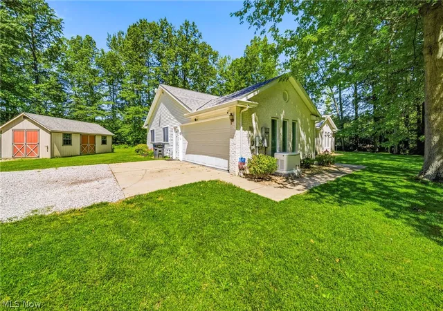 3rd image of 3705 Shadyside Ave, Ashtabula, OH 44004 | MLS# 5221546