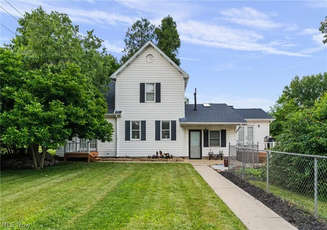 1st image of 7160 Strausser St Nw, North Canton, OH 44720 | MLS# 5221886