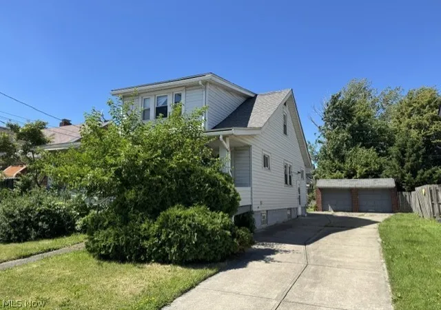Photo 2 of Single family home for sale at 19205 Arrowhead Ave, Cleveland, OH 44119 | MLS# 5222027 | Listing updated on 2026-09-17