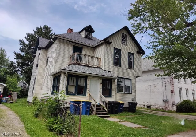 Homes for sale in Ashtabula, OH | 1335 W 3Rd St, Ashtabula, OH 44004 | MLS# 5220700