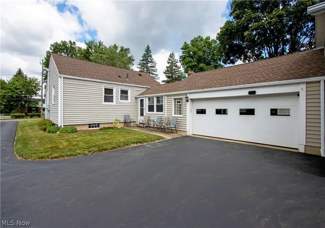 Homes for sale in Canton, OH | 128 Woodlawn Ave Nw, Canton, OH 44708 | MLS# 5221912
