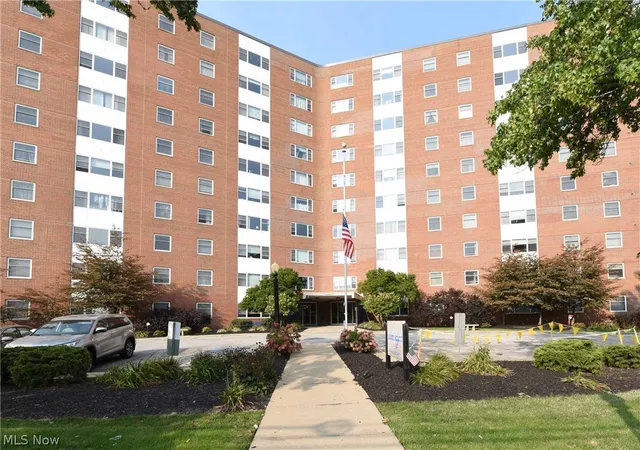 Photo 1 of Condo for sale at 11850 Edgewater Dr #619, Lakewood, OH 44107 | MLS# 5222082 | Listing updated on 2026-07-12